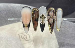 REN NAIL - Painted Nail Design