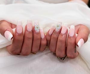 REN NAIL - Painted Nail Design