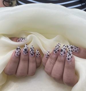 REN NAIL - Painted Nail Design